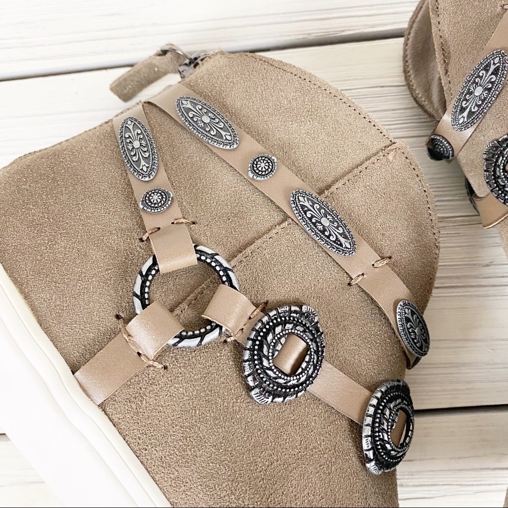 NEW Very Volatile Menloh Taupe Boho Sneakers 7 - Picture 6 of 13